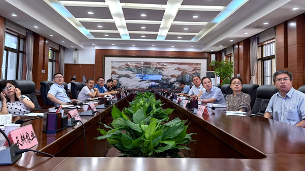 座谈会现场_副本_副本.jpg