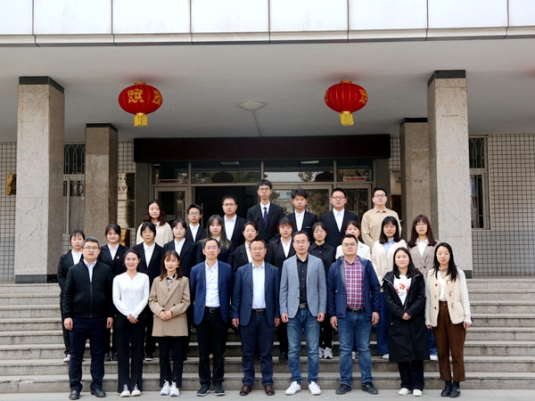 合影留念_副本.jpg