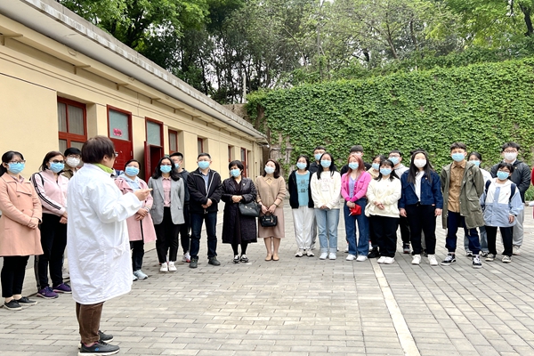 现场教学_副本.jpg