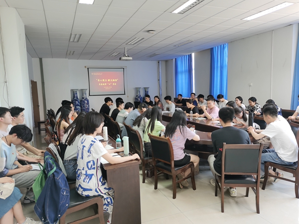 分享会现场1_副本.jpg