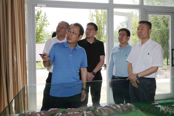 为新疆发展持续贡献西农智慧和力量 ——李兴旺率队赴新疆调研纪实
