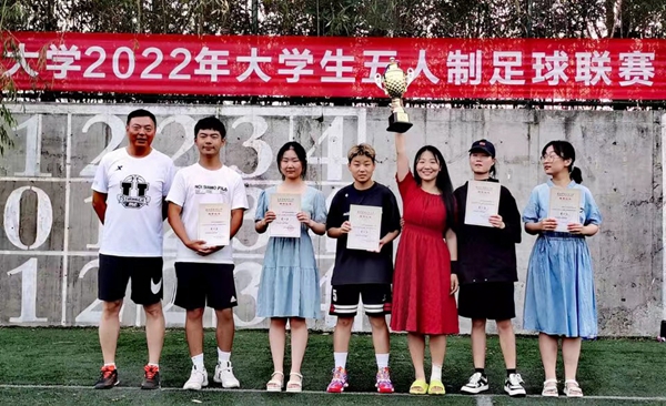 微信图片_20220615103217_副本.jpg