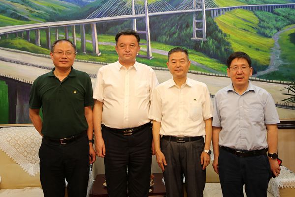 为新疆发展持续贡献西农智慧和力量 ——李兴旺率队赴新疆调研纪实