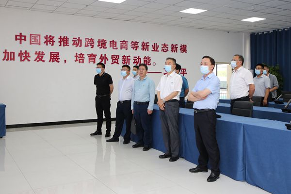 为新疆发展持续贡献西农智慧和力量 ——李兴旺率队赴新疆调研纪实
