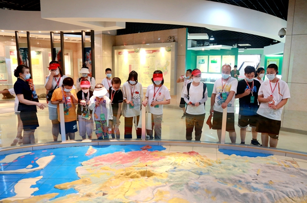 【组图】第十四期全国各民族青少年同心营走进博览园