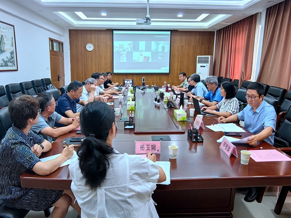 保护性耕作技术交流座谈会现场_副本.jpg