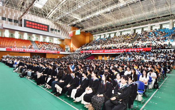 18、现场--支勇平摄影.JPG