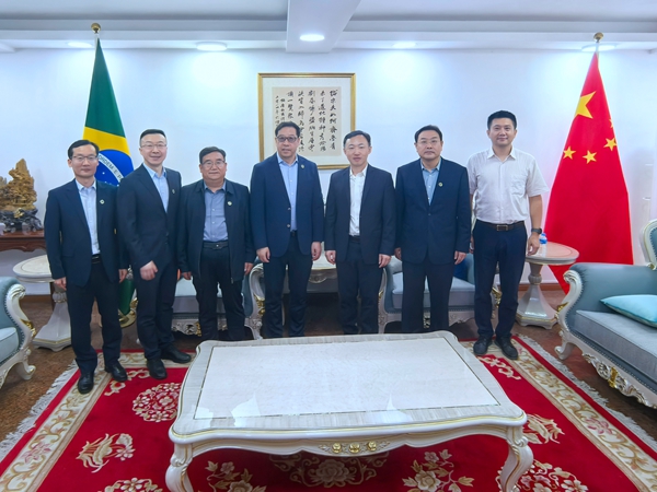 7 访问中国驻里约总领馆_副本.jpg