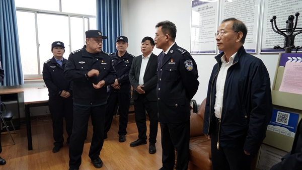 3调研校园综合警务室_副本.jpg