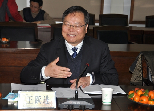 专家组对我校两个十一五国家级实验教学示范中心进行验收